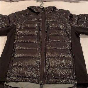 Canada Goose “Hybridge Light Hoody” Jacket